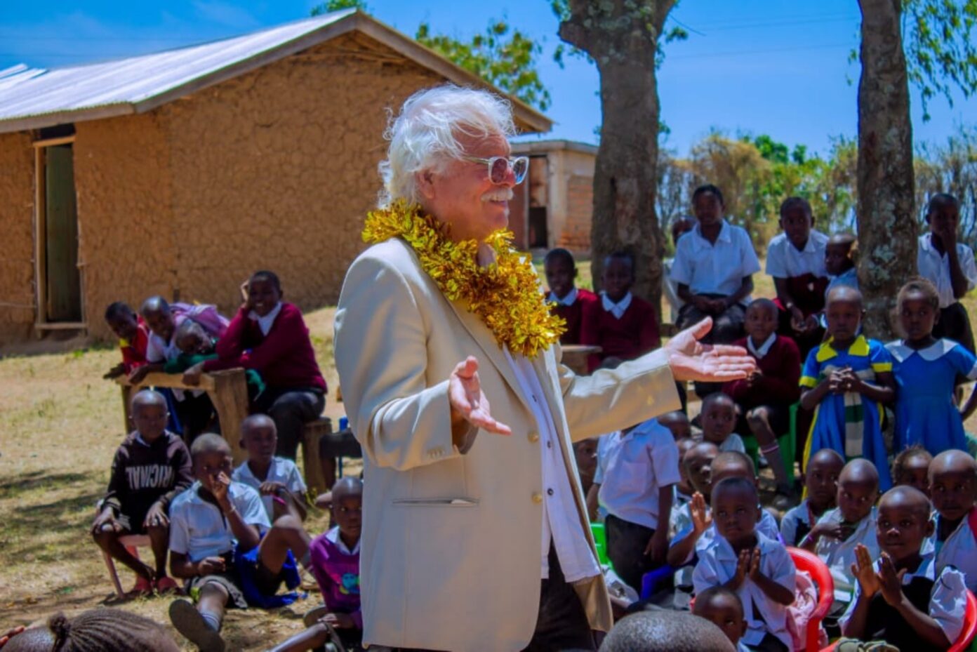 Willy Kasuli addressing students
